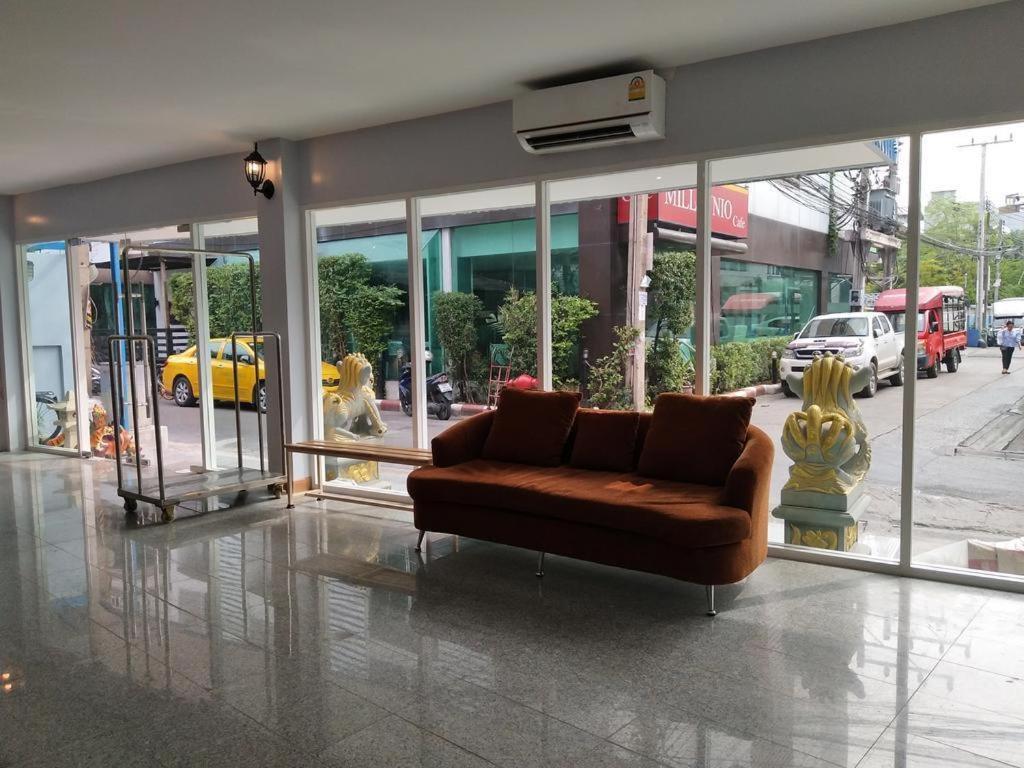 Bird Room Hotel - Pratunam Bangkok Bagian luar foto